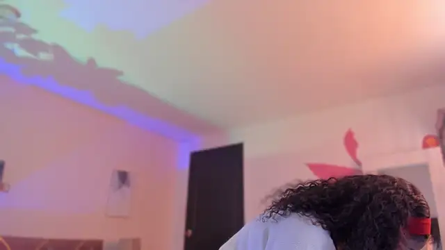 YariRose 在線直播表演