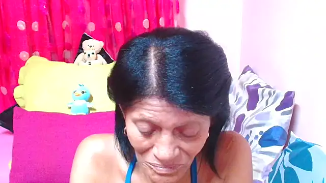 SLUTTYROXY Chat XXX live