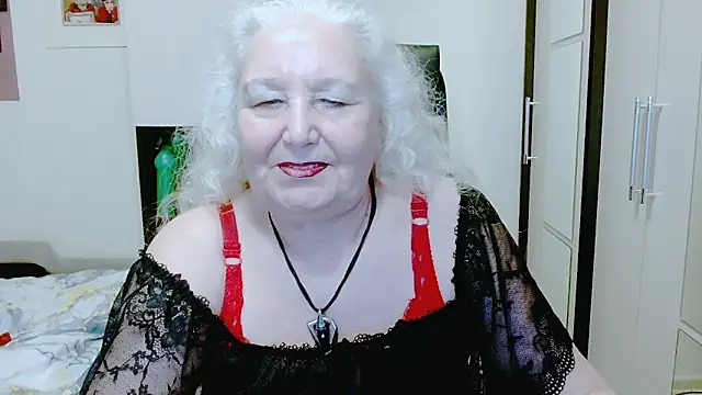 GrannyAlisa Chat XXX live