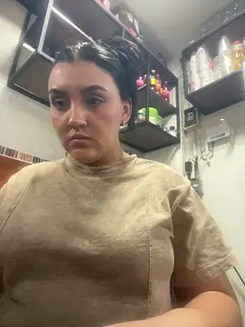 Gabriela_Lombardii: онлайн-секс-чат