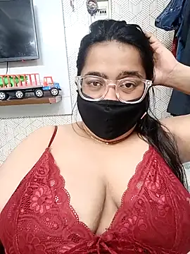 Czat XXX na żywo – GangbangCouple