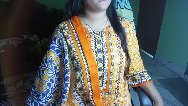 BengaliQueenStar live XXX chat