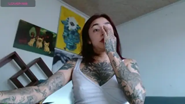 ZoeBakers_'s Live XXX Chat