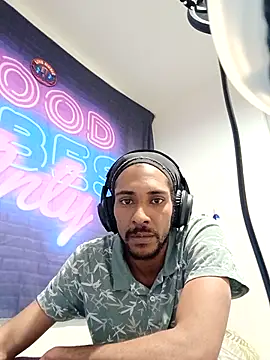 XXX chat uživo modela Mikaaa97