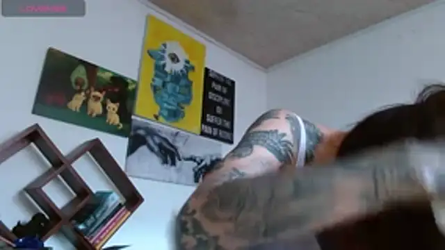 ZoeBakers_ Chat XXX in diretta