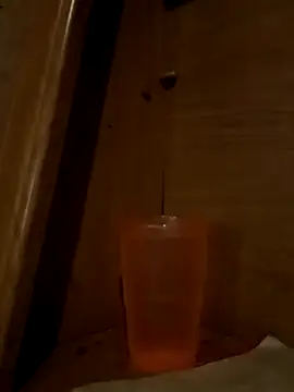 madgirl25 Show in webcam