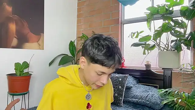 Andy_Belier23 Live XXX-chat