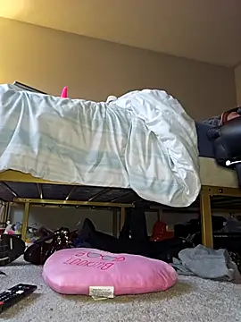 Chatroom XXX en direct de oliviaprettypussy