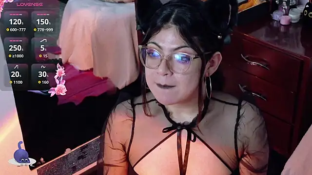 Chat +18 de Catwhite_ ao vivo