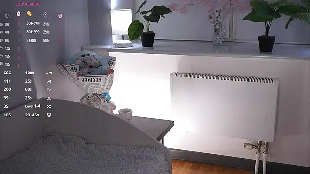 Chat +18 de HannaHayles ao vivo