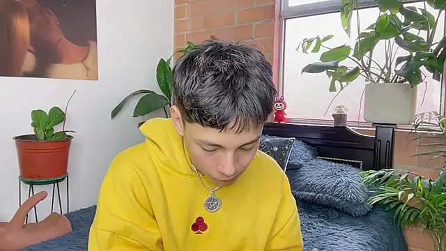 Andy_Belier23 webkamerás műsora