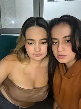 Antonella_Julieta's Live XXX Chat