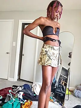 Chat +18 de oliviaprettypussy ao vivo