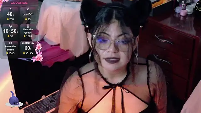 Chat +18 de Catwhite_ ao vivo