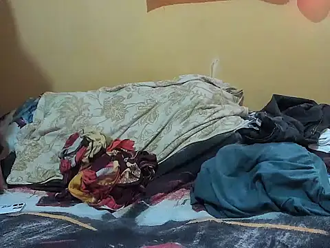 Chat +18 de aunstin_farid1 ao vivo