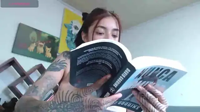 ZoeBakers_ live XXX chat