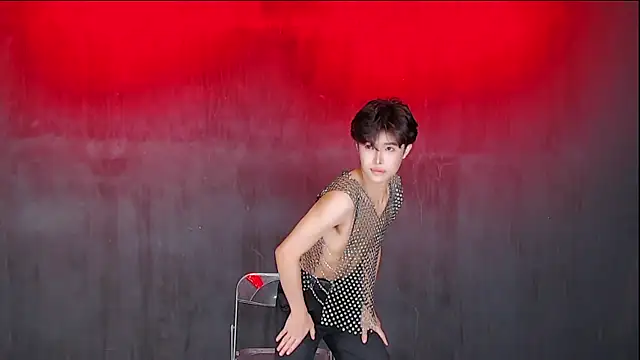 Queen-Vibe's Live XXX Chat