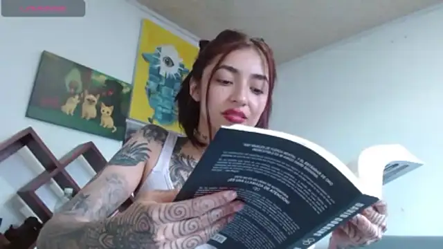 Chatroom XXX en direct de ZoeBakers_