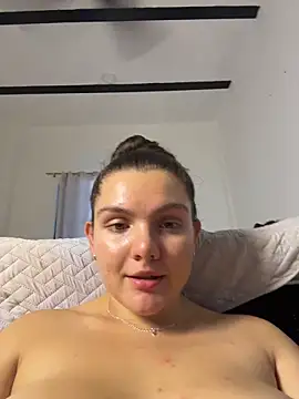 Eva_stark10: διαδικτυακό σόου στην κάμερα