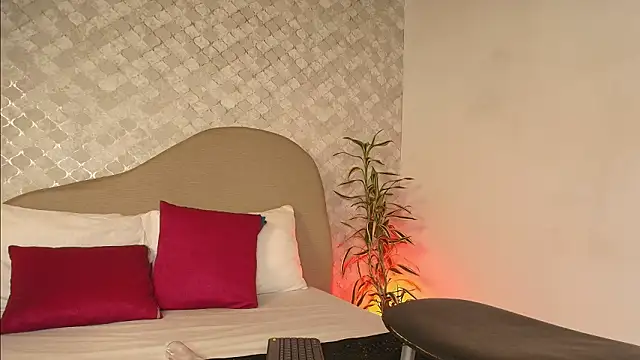 Pertunjukan Kamera Web RILLEY_ALLEN