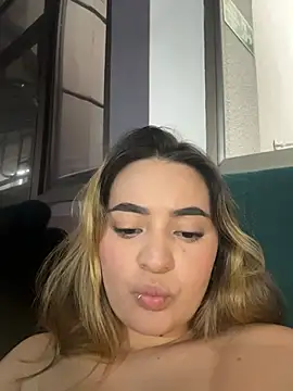 Antonella_Julieta: απευθείας συνομιλία ΧΧΧ