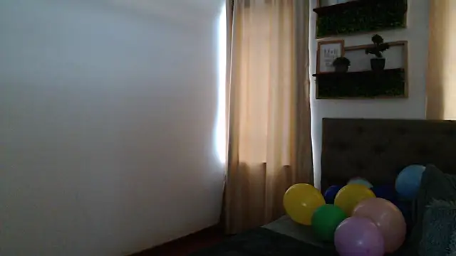 sasi_luna's Live XXX Chat