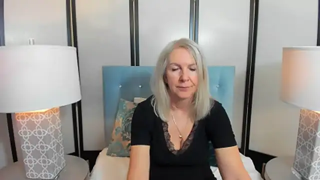 EricaTop's Live XXX Chat