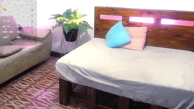 Yeseniaa25_ Webcam show