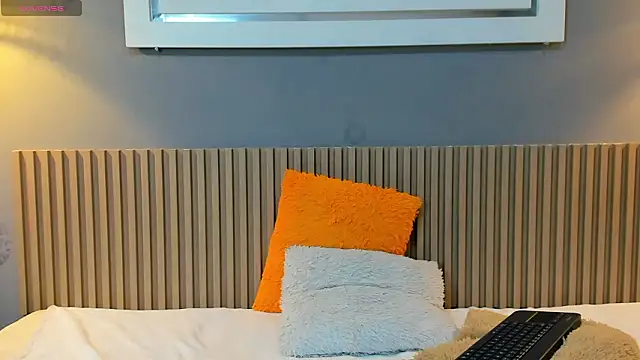 Онлайн чат XXX tinisweet