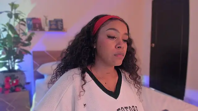 YariRose's Webcam Show