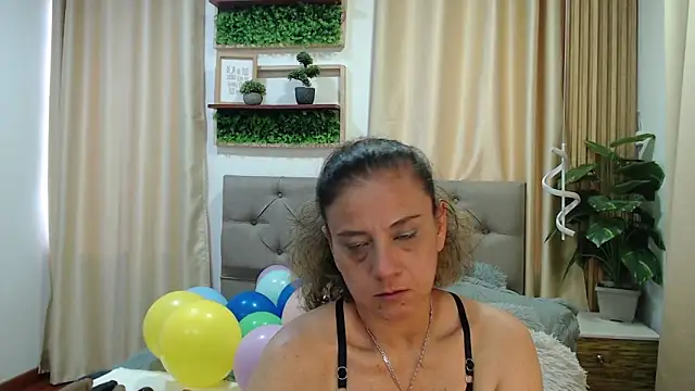 sasi_luna 라이브 XXX 채팅