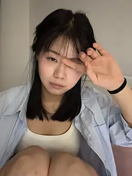 Nana-3 – Live XXX-chat