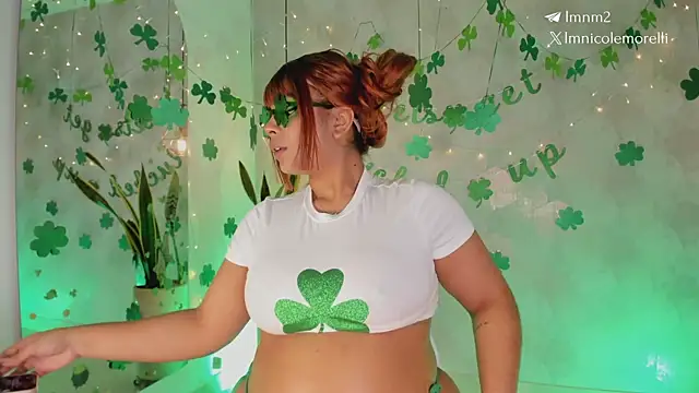 Chatroom XXX en direct de Nicolemorelli2