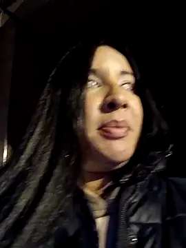 دردشة Xiomara_fiery الجنسية المباشرة