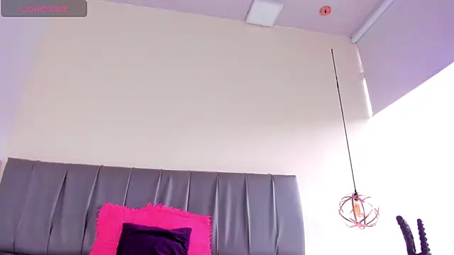 iisabella_noaのライブXXXチャット