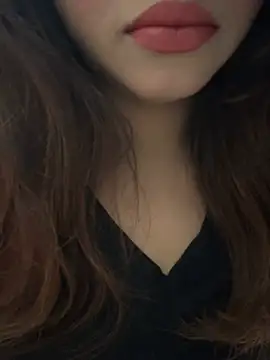 riya_sharma11 Show in webcam