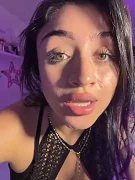 lucianaroy Chat XXX in diretta