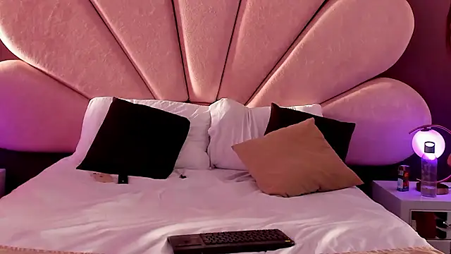 Juliethaamour Chat XXX live