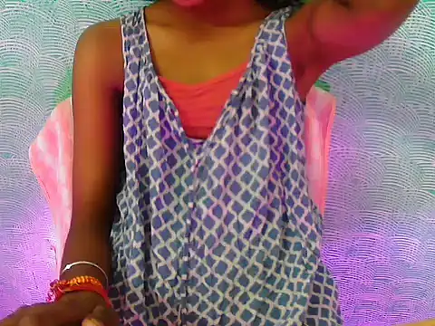 Chatroom XXX en direct de KiaraDoll002