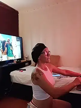 Chatroom XXX en direct de SelenaHouston