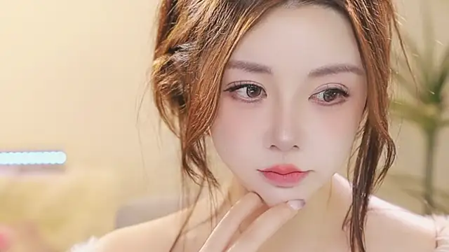 Chatroom XXX en direct de Qiaoqiao__