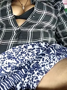 Delhi_Patola Adlı Modelin Canlı XXX Sohbeti