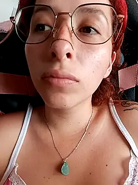 Chatroom XXX en direct de Ginger_Sweetty