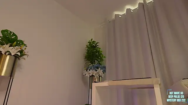 mimmyfit1 élő XXX-chatje