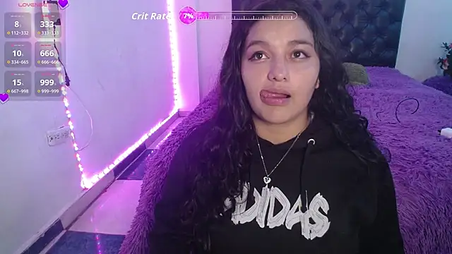 Laurenkenner_ élő XXX-chatje