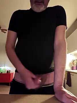 eruzam59000 Adlı Modelin Canlı XXX Sohbeti