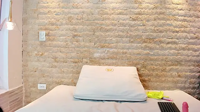 anny_scotte élő XXX-chatje