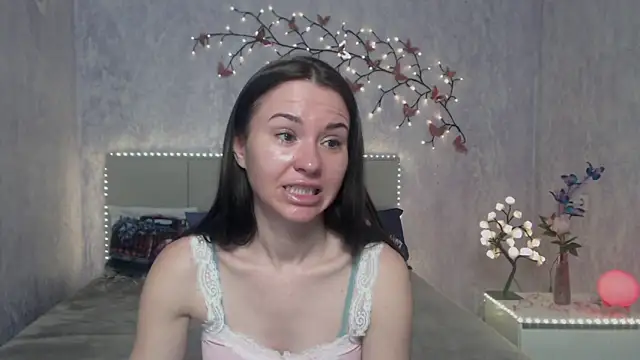 KaraCriegs Adlı Modelin Canlı XXX Sohbeti