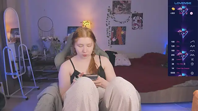 CallMeEffy1 Adlı Modelin Canlı XXX Sohbeti