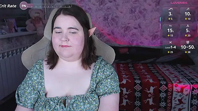 Estelle_Hicks: онлайн-секс-чат